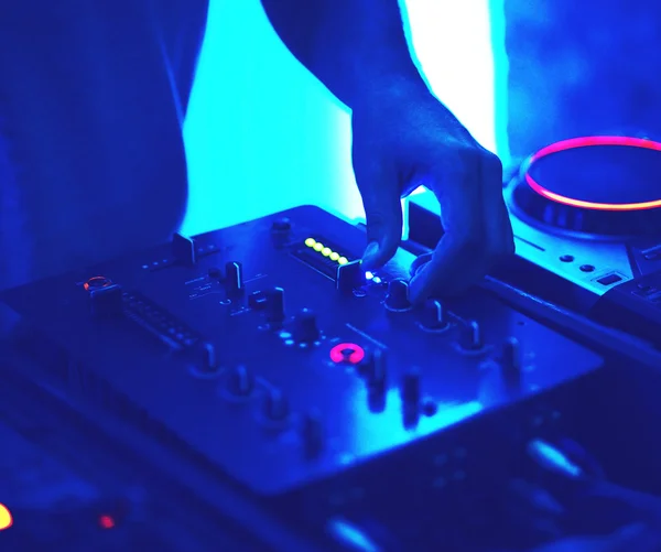 DJ μουσικής νυχτερινό κέντρο — Φωτογραφία Αρχείου