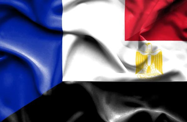 Sventolando bandiera di Egitto e Francia — Foto Stock