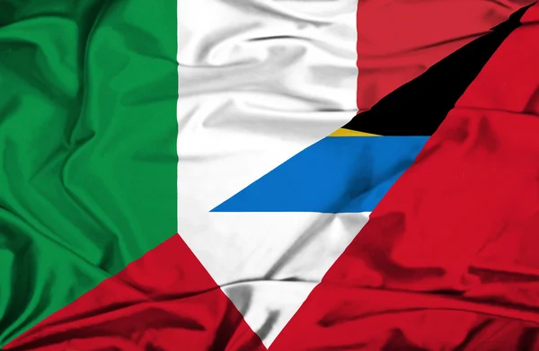 Κουνώντας τη σημαία των Αντίγκουα και Μπαρμπούντα και Ιταλία — Φωτογραφία Αρχείου