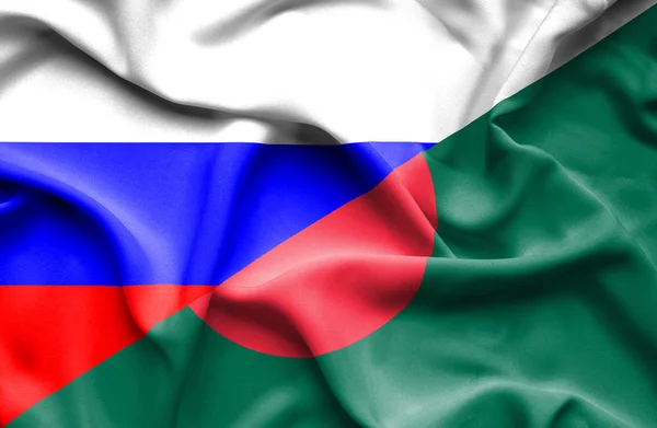 Wapperende vlag van bangladesh en Rusland — Stockfoto