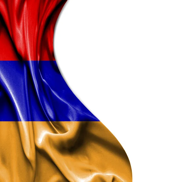 Armenien schwenkt Satin-Flagge isoliert auf weißem Hintergrund — Stockfoto