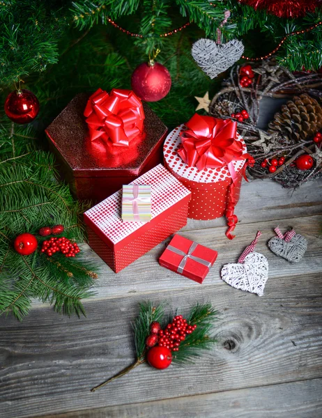 Christmas tree with gifts — Stock Photo, Image