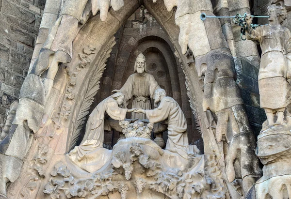 Barcelona, Španělsko - 31. prosince 2015: Detail Sagrada Familia — Stock fotografie