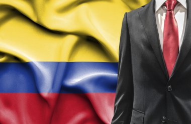 Columbia takım elbiseli adam