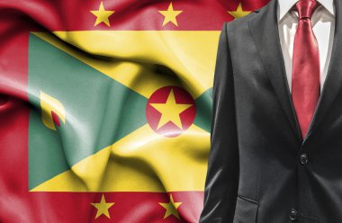 Guernsey üzerinden takım elbiseli adam