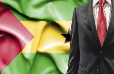 Sao Tome ve Principe gelen takım elbiseli adam