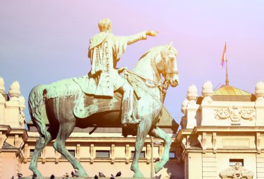 anıt duke mihailo Obrenoviç Belgrad Sırbistan 