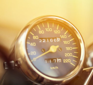 Motosiklet hız göstergesi
