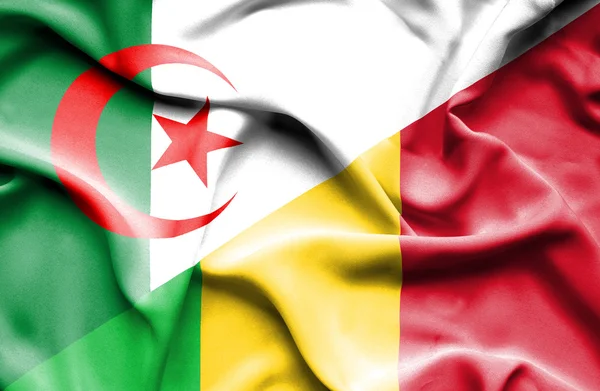 Wapperende vlag van Mali en Algerije — Stockfoto