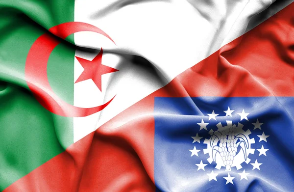 Wapperende vlag van Myanmar en Algerije — Stockfoto