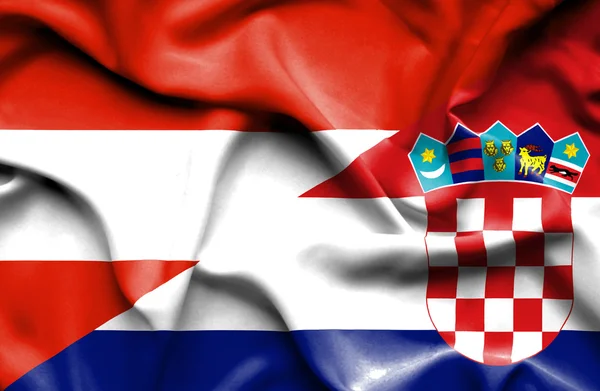 Hırvatistan ve Avusturya bayrağı sallayarak — Stok fotoğraf