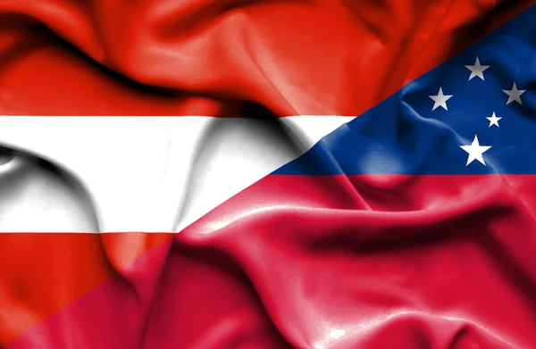 Wapperende vlag van Samoa en Oostenrijk — Stockfoto