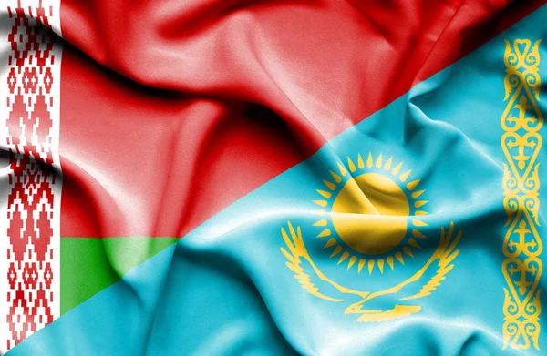Bandera ondeante de Kazajistán y Bielorrusia — Foto de Stock
