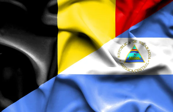尼加拉瓜和比利时那飘扬的旗帜 — 图库照片