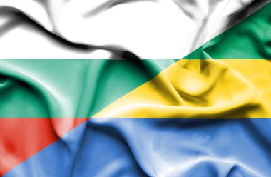 Gabon ve Bulgaristan bayrağı sallayarak