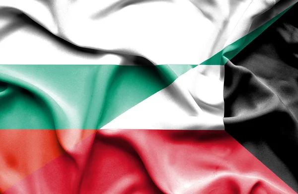 Flagge von Kuwait und Bulgarien schwenken — Stockfoto