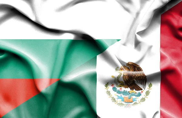 Mexiko och Bulgarien viftande flagga — Stockfoto