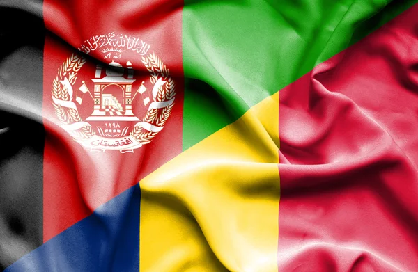 乍得和阿富汗那飘扬的旗帜 — 图库照片