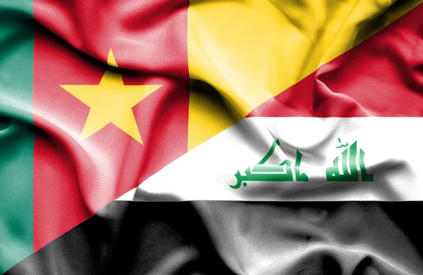 Wapperende vlag van Irak en Kameroen — Stockfoto