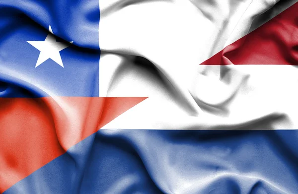 Bandera ondeante de Países Bajos y Chile — Foto de Stock