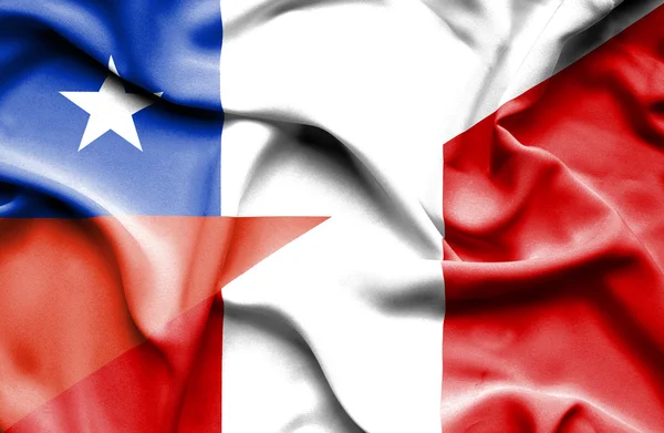 ペルーとチリの旗を振っています。 — ストック写真