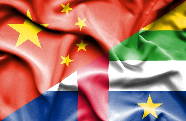 Bandera ondeante de República Centroafricana y China —  Fotos de Stock