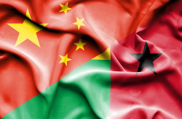 Bandera de Guinea Bissau y China — Foto de Stock