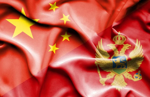 Bandeira acenando de Montenegro e China — Fotografia de Stock