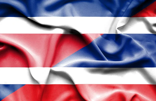 Wapperende vlag van Thailand en Costa Rica — Stockfoto