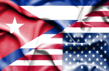 Amerika Birleşik Devletleri ve Küba bayrağı sallayarak