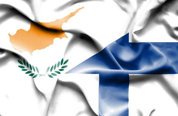 Finlandiya ve Kıbrıs bayrağı sallayarak — Stok fotoğraf