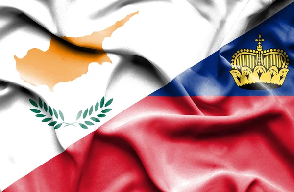 Bandiera sventolante di Liechtenstein e Cipro — Foto Stock