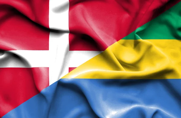 Bandera ondeante de Gabón y Dinamarca — Foto de Stock