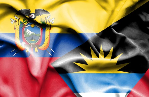Vlající vlajka Antiguy a Barbudy a Ekvádor — Stock fotografie