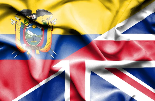 Drapeau agitant du Royaume-Uni et de l'Équateur — Photo