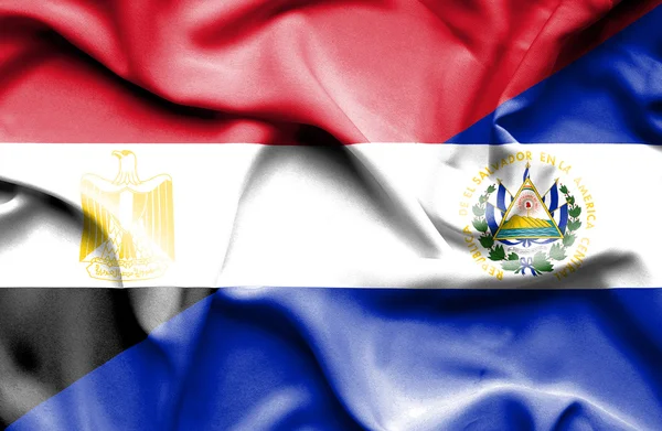 Bandera ondeante de El Salvador y Egipto —  Fotos de Stock