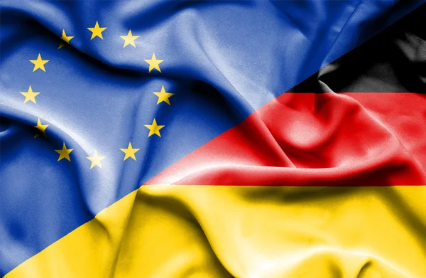 Bandera ondeante de Alemania y la UE —  Fotos de Stock