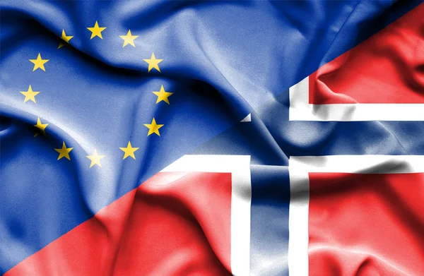 Wapperende vlag van Noorwegen en de eu — Stockfoto