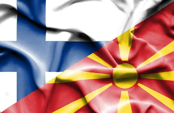 Bandiera sventolante di Macedonia e Finlandia — Foto Stock