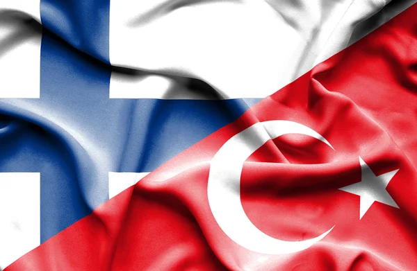Bandiera sventolante di Turchia e Finlandia — Foto Stock