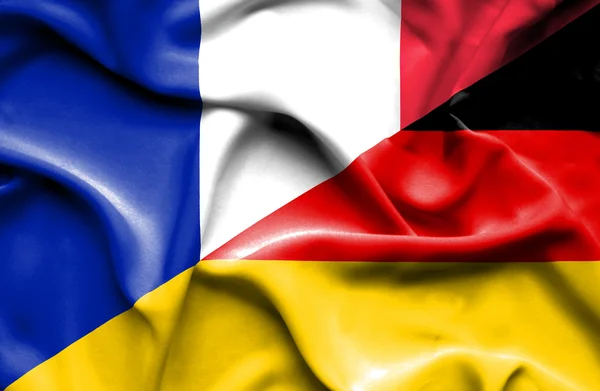 Bandera ondeante de Alemania y Francia — Foto de Stock