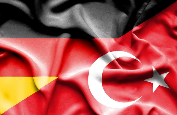 Turkiet och Tyskland viftande flagga — Stockfoto