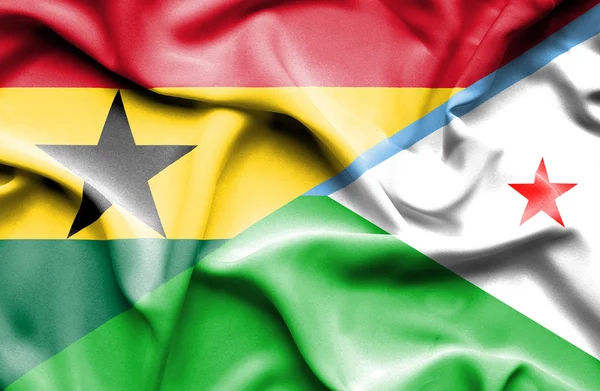Flagge von Dijbuti und Ghanaschwenken — Stockfoto