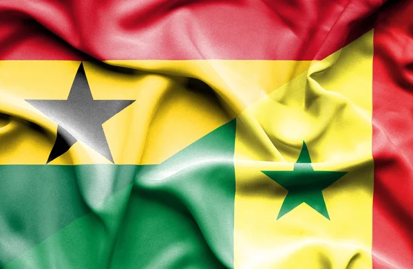 Bandera ondeante de Senegal y Ghana — Foto de Stock