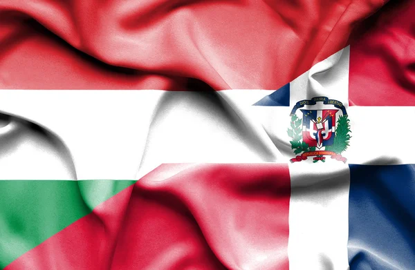 Bandera ondeante de República Dominicana y Hungría — Foto de Stock