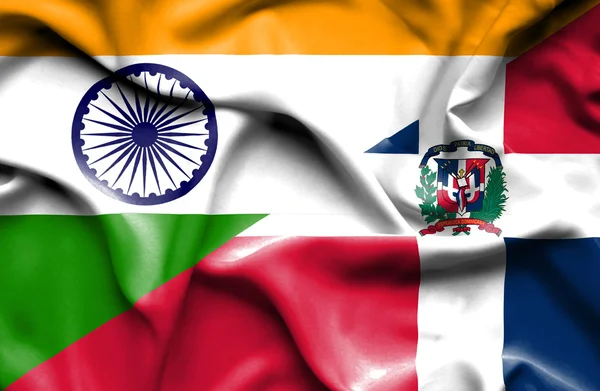 Bandera ondeante de República Dominicana e India — Foto de Stock