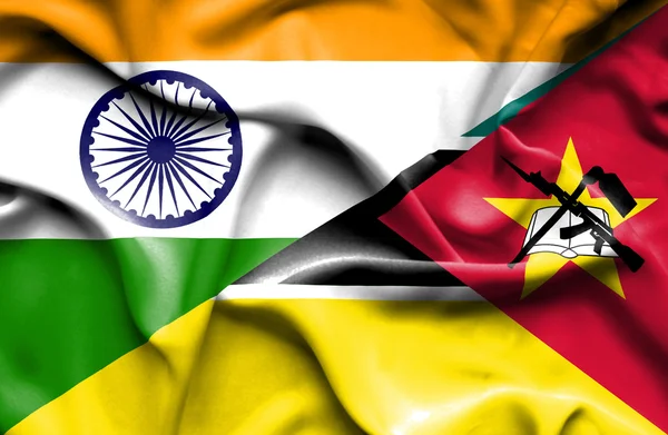 Флаг Мозамбика и Индии — стоковое фото