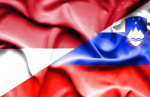 Bandera ondeante de Eslovenia e Indonesia —  Fotos de Stock