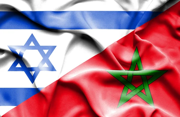 Ondeando la bandera de Marruecos e Israel — Foto de Stock