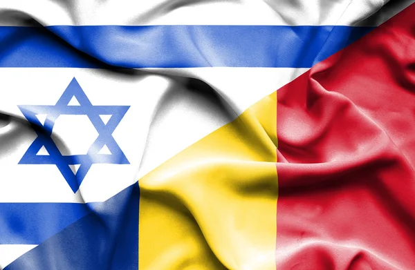 Vlající vlajka Rumunska a Izrael — Stock fotografie